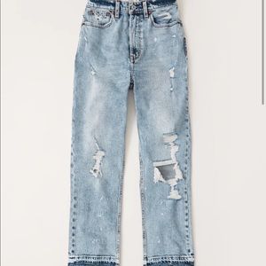 A&F Ultra High Rise Ankle Straight Jean 25 EUC